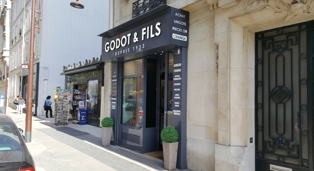 Godot & Fils: Comptoir d’or à Neuilly sur Seine